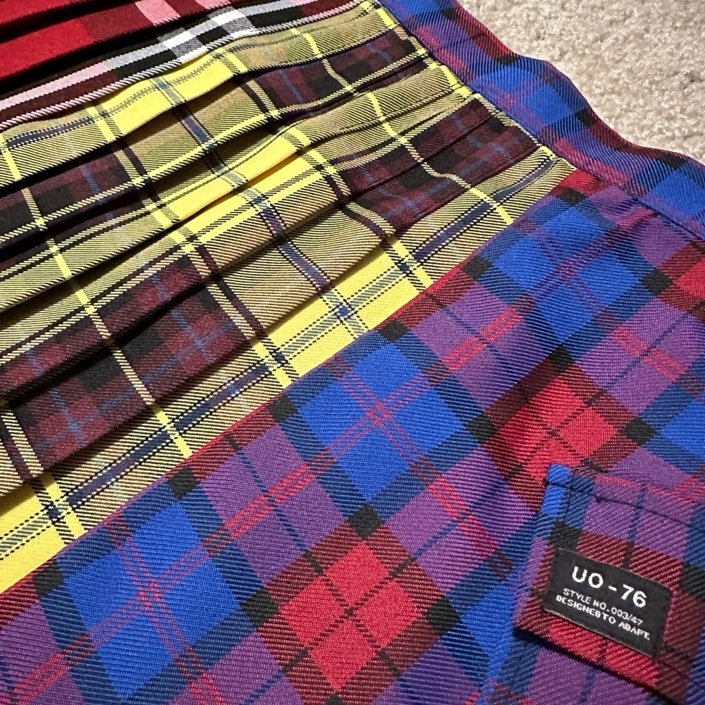 Urban Outfitters Pleated Plaid Mini Skirt - Picture 6 of 7